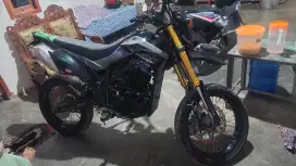 Kawasaki Dtracker 2021