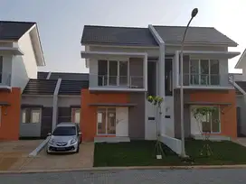 Dijual Rumah 3 BR di Cluster Aquatic Serpong Lagoon, Tangerang Selatan