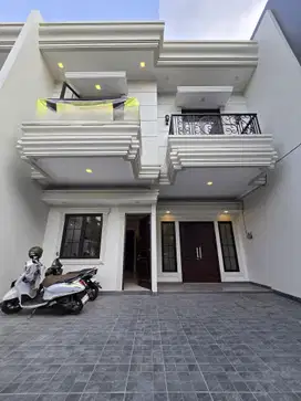 Dijual Rumah Baru Classic Modern Non Komplek Di Duren Sawit Jakarta