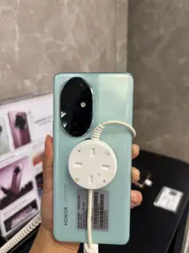 Honor 200 pro garansi resmi