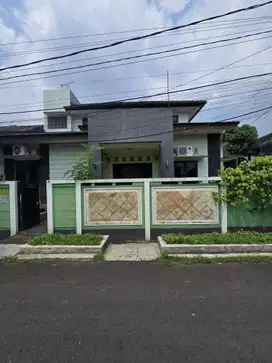 Dijual Rumah Second Posisi Hook Dalam Komplek Di Pondok Kelapa