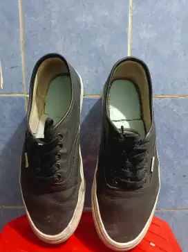 Vans Vault Authentic OG LX Leather Black White