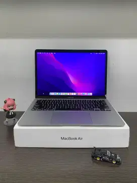 MacBook Air M1 Chip 2020 Fullset Mulus Slim Awet