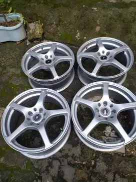 Jual cepat Velg Ring 17 PCD 4x108 dan 4x114 lebar 7inch