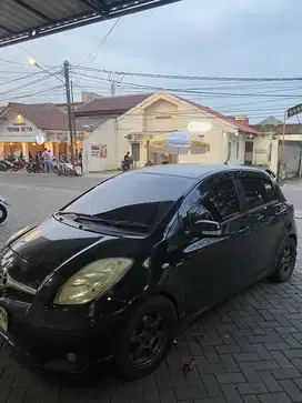 Toyota Yaris 2011 Bensin