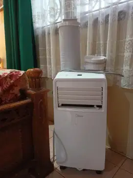 Dijual AC Portable merk Midea