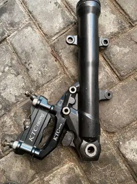 Kalifer rem KTC Racing 4P depan NINJA 250 FI plus tabung