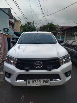 TOYOTA Hilux Single Cabin 2.4 Diesel 4x4 -2024