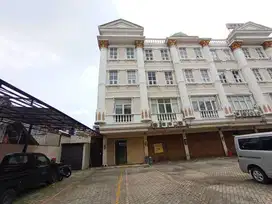 Ruko Komersil 4lt di Rukan Crown Palace Tebet Jakarta Selatan