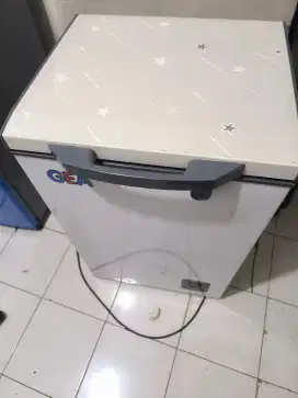 Box frezzer 100 liter
