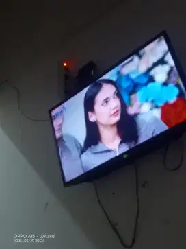 Sharp Aqua LED 32 inch