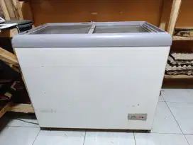 DIJUAL FREEZER RSA 300L