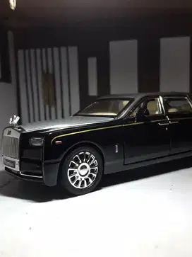 Diecast Rolls Royce 1:32