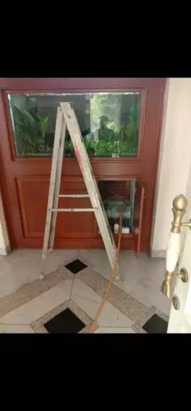 Kuras aquarium/kolam ikan hias