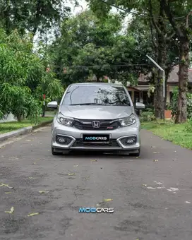 CASH TERMURAH BRIO RS AT 2019 SILVER BRIO MATIC MOBCARS
