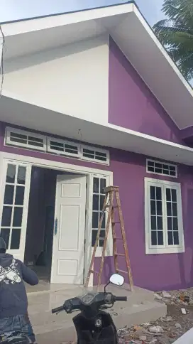 Tukang cat berpengalaman