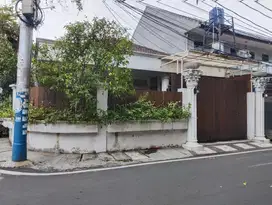 Rumah Hoek di Jl Batu Zamrud Kayu Putih Jakarta Timur