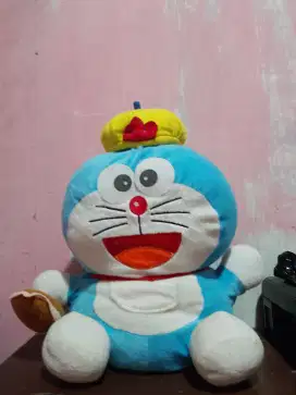 Boneka doraemon xl