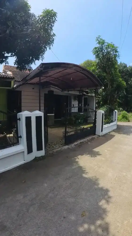 Rumah Bagus 2 lantai di Sidoarum dekat RS PKU dan pasar Gamping