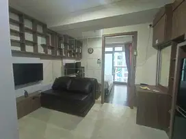 disewakan 1BR furnished Apt. Puri Orchard lt tengah view pool