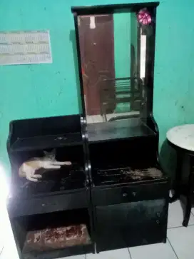 Dijual meja rias jati antik, meja kaca bulat, n tmpat tidur jati