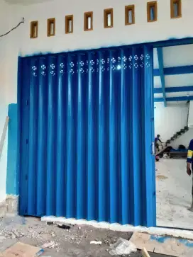 Produsen pintu Harmonika