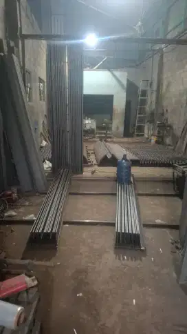Produsen pintu Harmonika