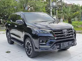 Toyota VRZ GR 2.4 4x2 Matic 2021