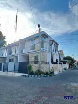 Tipe Hoek, Rumah baru Simpang Darmo Permai Selatan