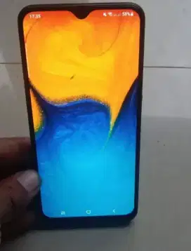 Jual aja nih samsung a20 ram 3/32 gp mulus original