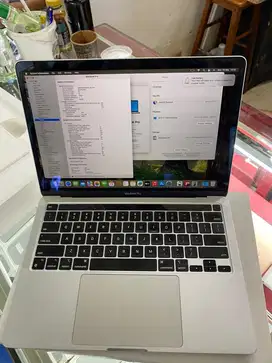 Macbook pro m1 13 inch 8/256 ex ibox bh 88 mulus