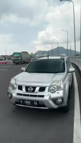 Nissan X-Trail XT 2.5 Xtreemer tahun 2012