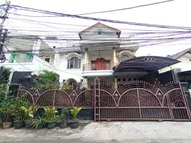 Rumah Lama 2lt di Jl Sawo III Manggarai Selatan Tebet Jakarta Selatan