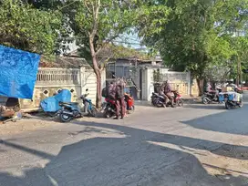 Dijual rumah hitung tanah pusat kota surabaya dekat Arjuna