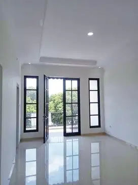 Dijual Rumah Megah Komplek AL Duren Sawit, Jakarta Timur