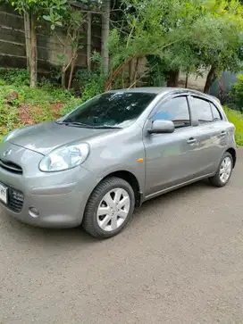 Nissan March 2012 Bensin