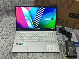 Asus OLED M3500 Ryzen 9-5900HX 16GB 512GB RTX 3050 4GB Fulset Like New