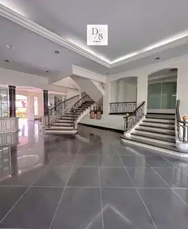 RUMAH MENTENG. LT.640/LB.700. 5BR. 5Bath. SHM. Harga 52M