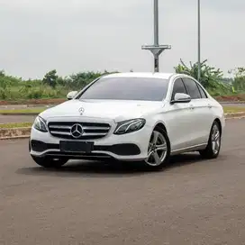 Mercedes-Benz E250 Avantgarde Line W213