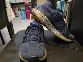Sepatu Running Reebok Zig Kinetica Original Sz 44