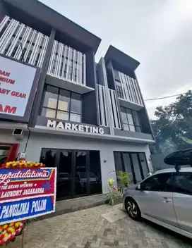 Best Offer ! Ruko Exclusive 3 lantai di Jakarta Selatan Hadap Jalan