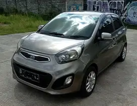 Kia Picanto 2012 Bensin
