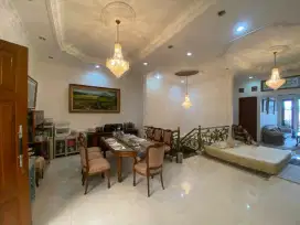 Rumah 2 lantai Rumah Kav DKI, siap huni, harga dibawah pasar