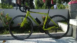 Roadbike Strattos 3 murah full upgrade