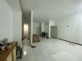 Ruko Strategis di Singgasana Pradana Bandung