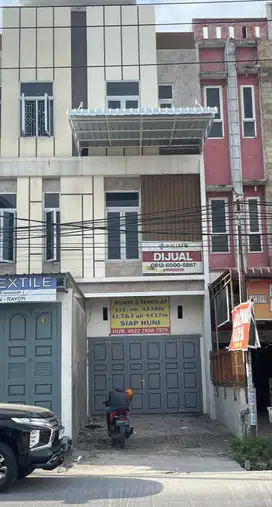 DIJUAL RUMAH KOMPLEK EASTCOTTS RESIDENCE JALAN DENAI MEDAN KOTA