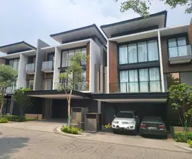 Jual Rugi Harus Terjual Rumah Sultan Ada Lift Laurel Navapark BSD