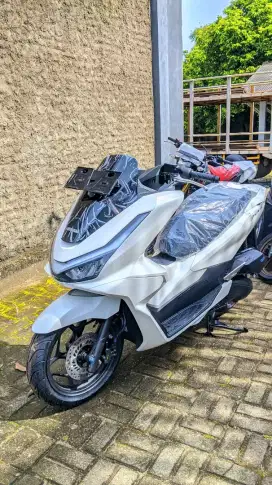 HONDA PCX 160 CBS WHITE
