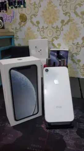 Iphone XR 64gb Ex Ibox Jual cepat hari ini