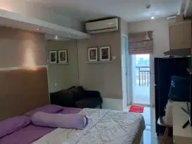 Disewakan Tipe Studio FullFurnish Apartemen BassuraCity Tower Alamanda